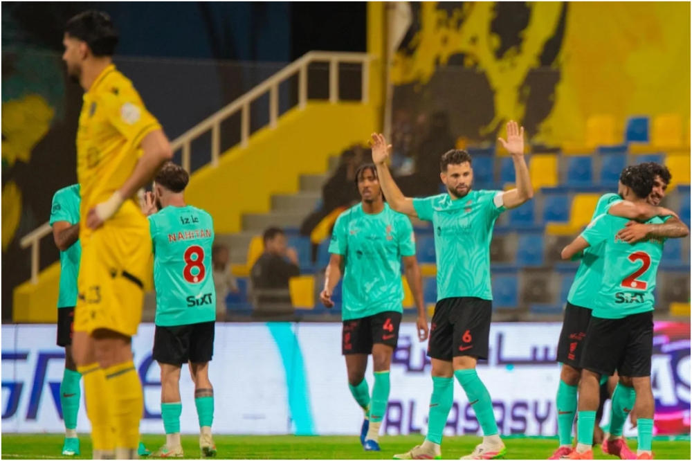 ماذا قدم التعاون والقادسية في دوري روشن 26/25؟