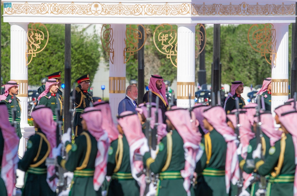 ولي العهد يستقبل ملك ماليزيا في الديوان الملكي بقصر اليمامة - واس
