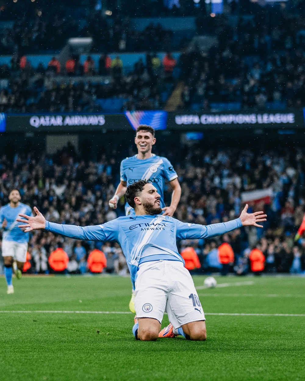 سيتي يضرب دورتموند برباعية في دوري الأبطال