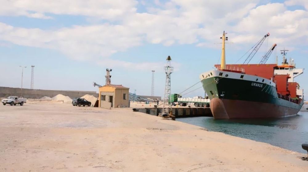 إغلاق ميناء العريش البحري بمصر بسبب 'ارتفاع أمواج البحر'