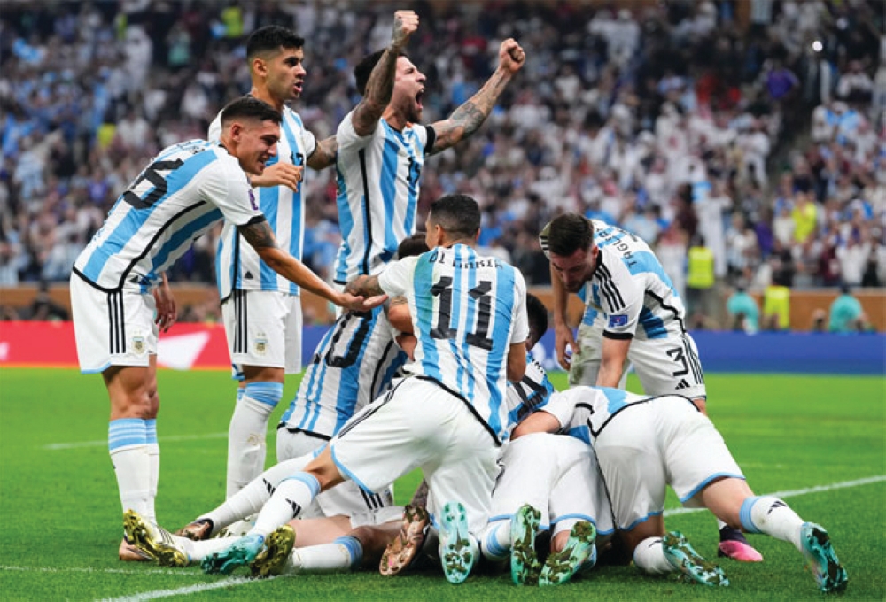 منتخب الأرجنتين يفقد 3 لاعبين أمام أنجولا