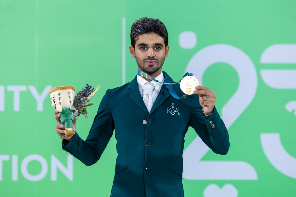 خالد المبطي .. فارس الذهب