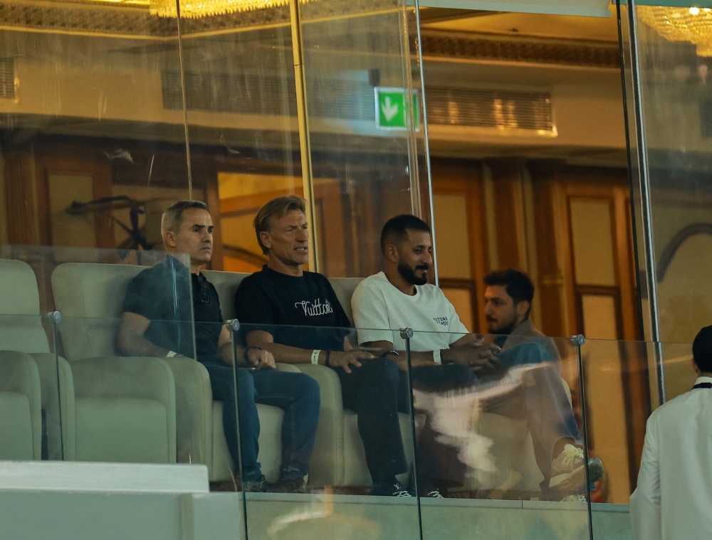 الاتحاد والرياض تحت أنظار رينارد 