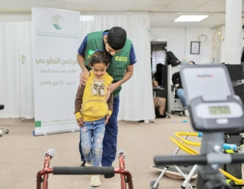 مركز الملك سلمان للإغاثة يجعل من الطفل محورًا أساسيًا في مشاريعه - واس