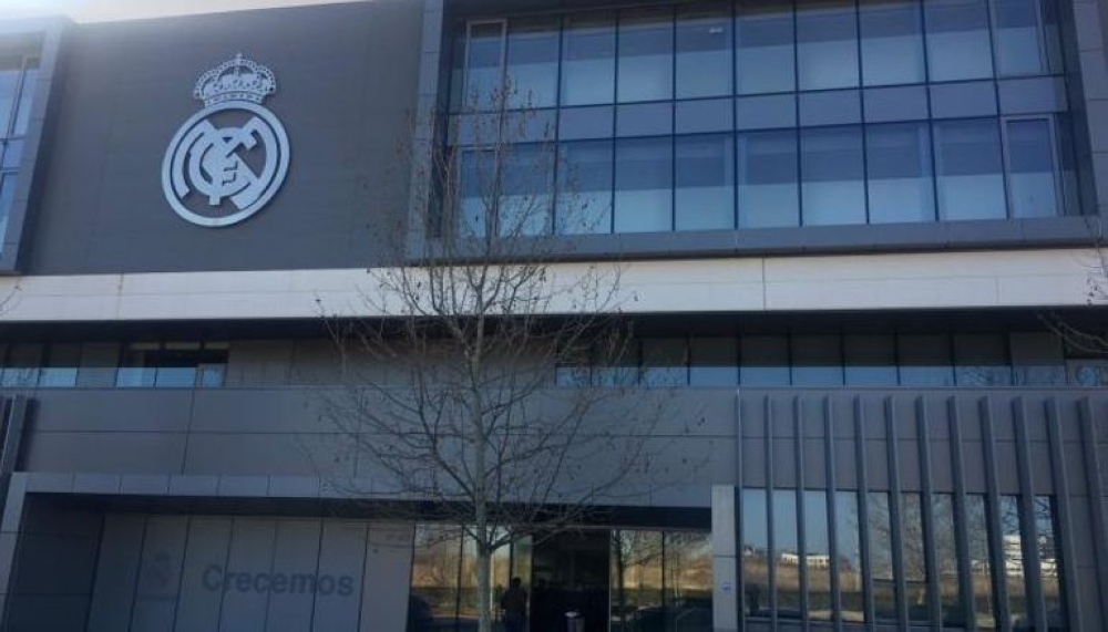 ريال مدريد يبحث تعديل هيكل الملكية وسط اهتمام الأعضاء