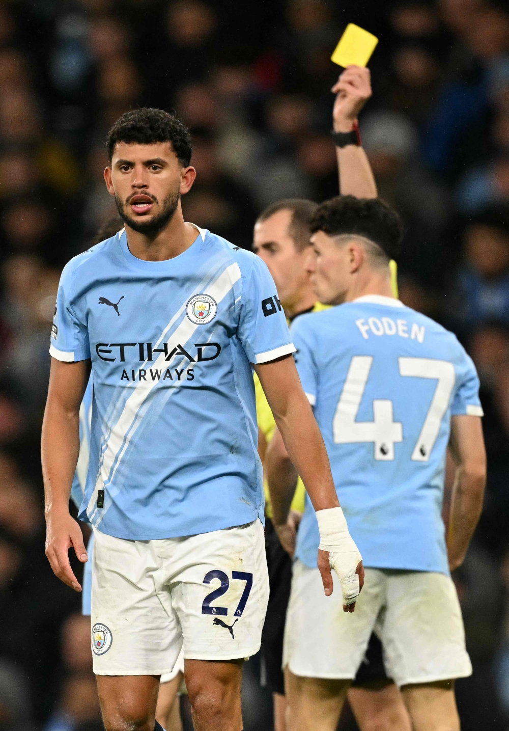 مانشستر سيتي يخطف فوزًا قاتلاً أمام ليدز