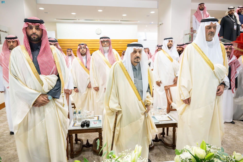 أمير الرياض يتوج الفائزين بكأسي سمو ولي العهد للخيل - واس