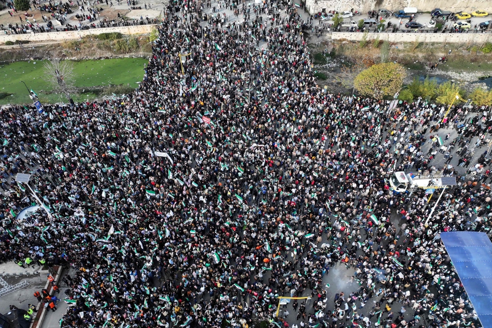 يوم التحرير السوري.. احتفالات بالذكرى الأولى لنجاح الثورة وبناء الدولة