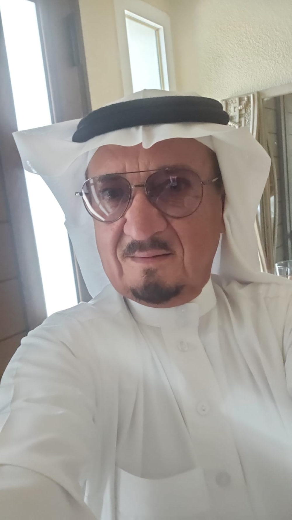 عبدالعزيز البخاري يكتب:كلمة رأس 