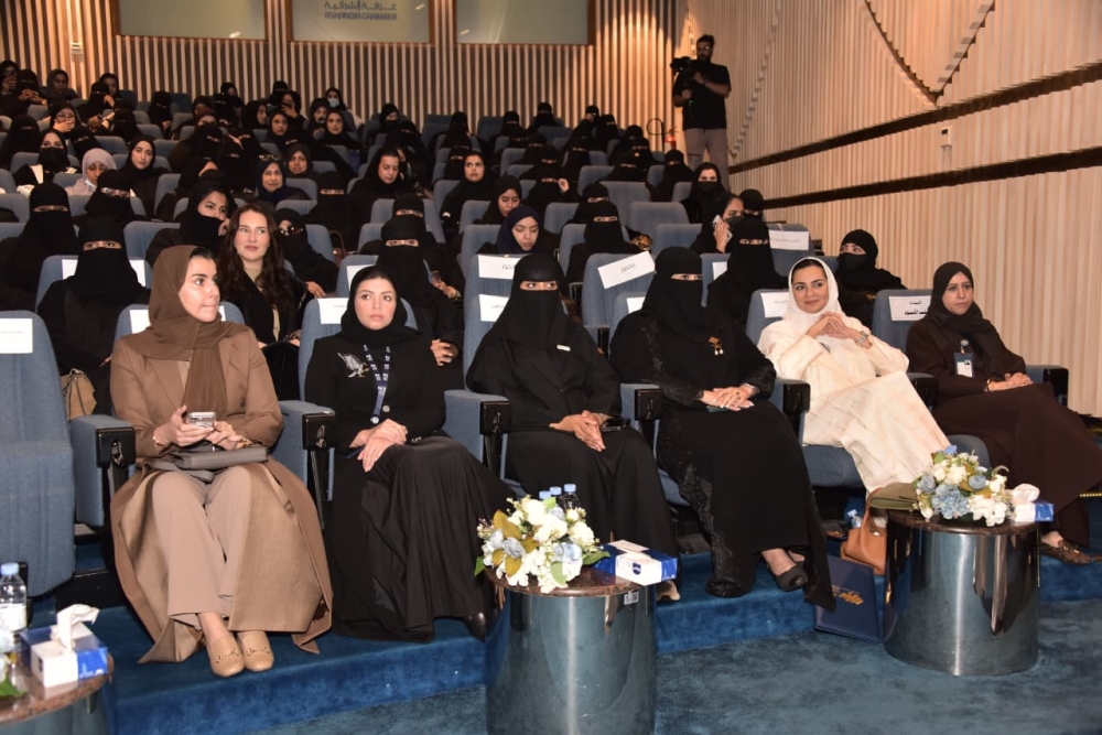 السماري: ذوي الإعاقة يشكلون 5.9% من سكان المملكة منهم 166 ألف مستفيد في الشرقية - اليوم