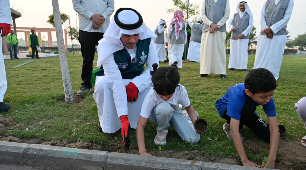 متطوعو الدمام يشاركون في تشجير حديقة السلسبيل احتفاءً بيوم التطوع