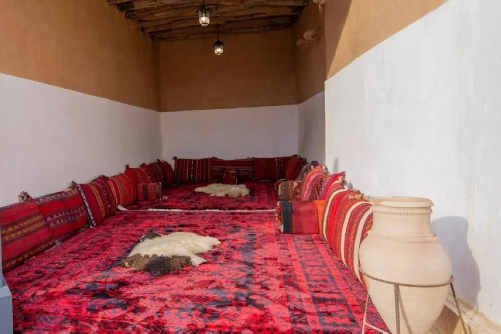 مجالس البيوت الطينية - واس