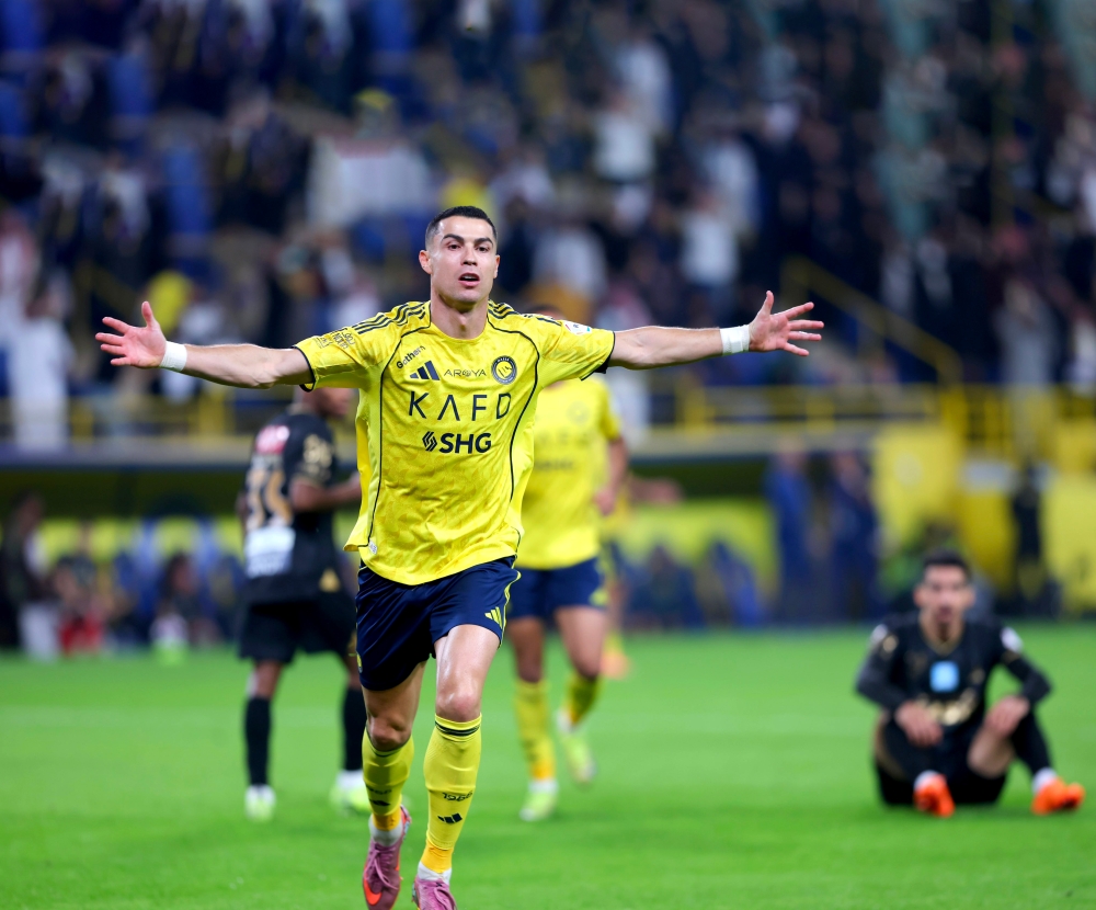 بعد التتويج .. رونالدو يهنئ سيدات النصر