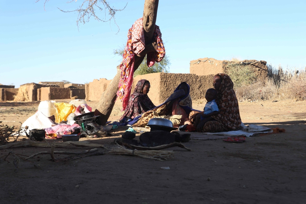 السودان يشهد أكبر أزمة نزوح في العالم - أ ف ب 