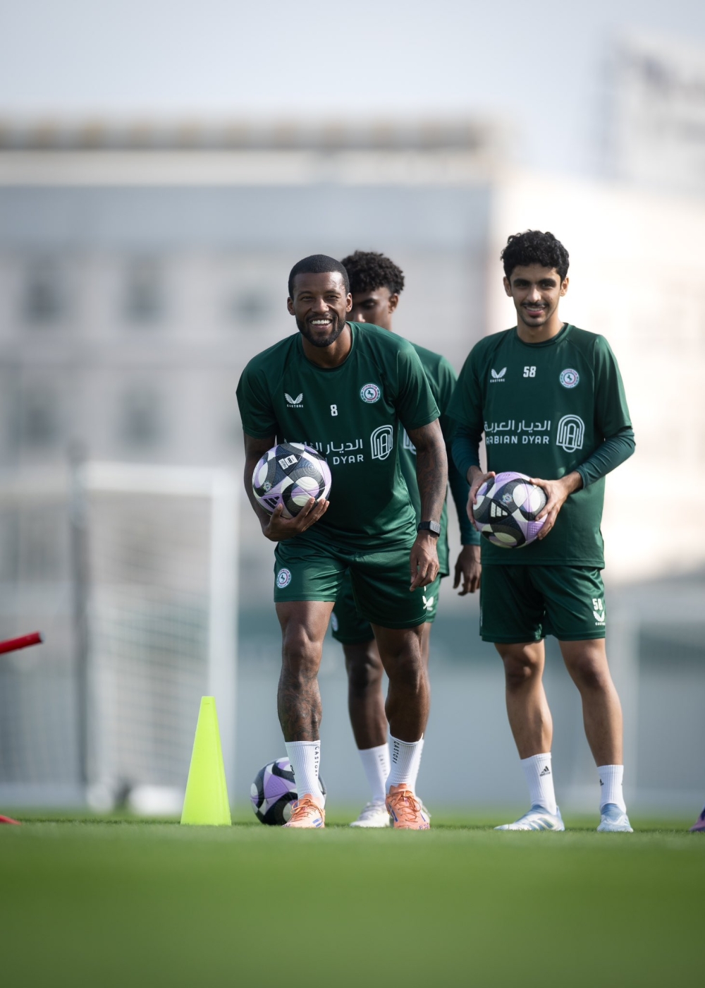الشهري يجهز لاعبي الاتفاق لمواجهة الرياض بـ 'الثابتة'
