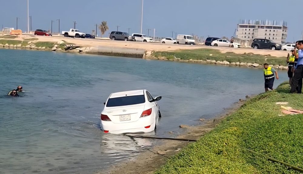 الشتاء يضاعف التحديات.. استنفار فرق الإنقاذ لمساعدة العالقين - اليوم