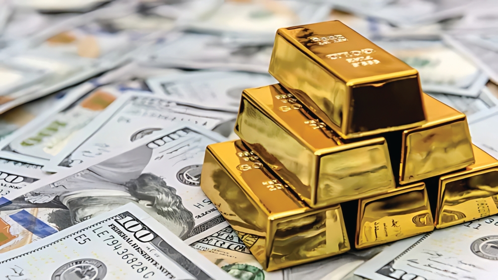 الذهب يتراجع مع التحول لجني الأرباح والفضة تستقر قرب 80 دولارا