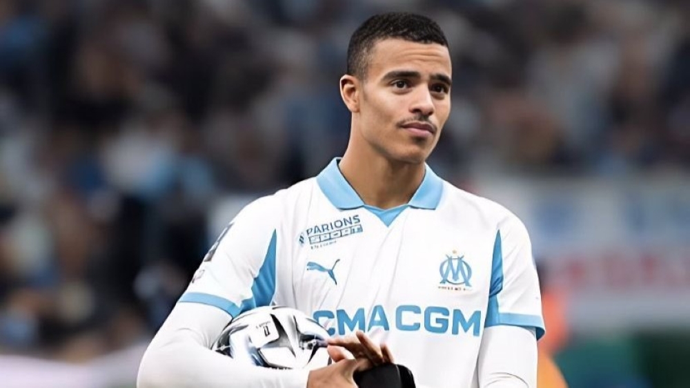 الهلال يستهدف ماسون غرينوود بعرض رسمي