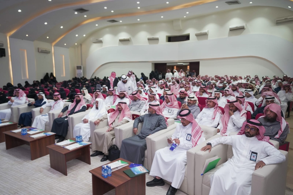 800 قائد وطالب يرسمون خارطة الوعي الفكري في مدارس الأحساء
