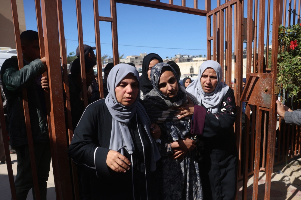 بينهم أطفال.. 24 قتيلًا في ضربات إسرائيلية على قطاع غزة
