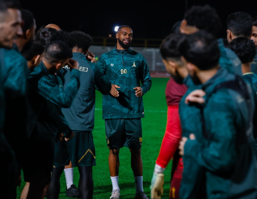 السبت.. التعاون والخليج للعودة لطريق الانتصارات