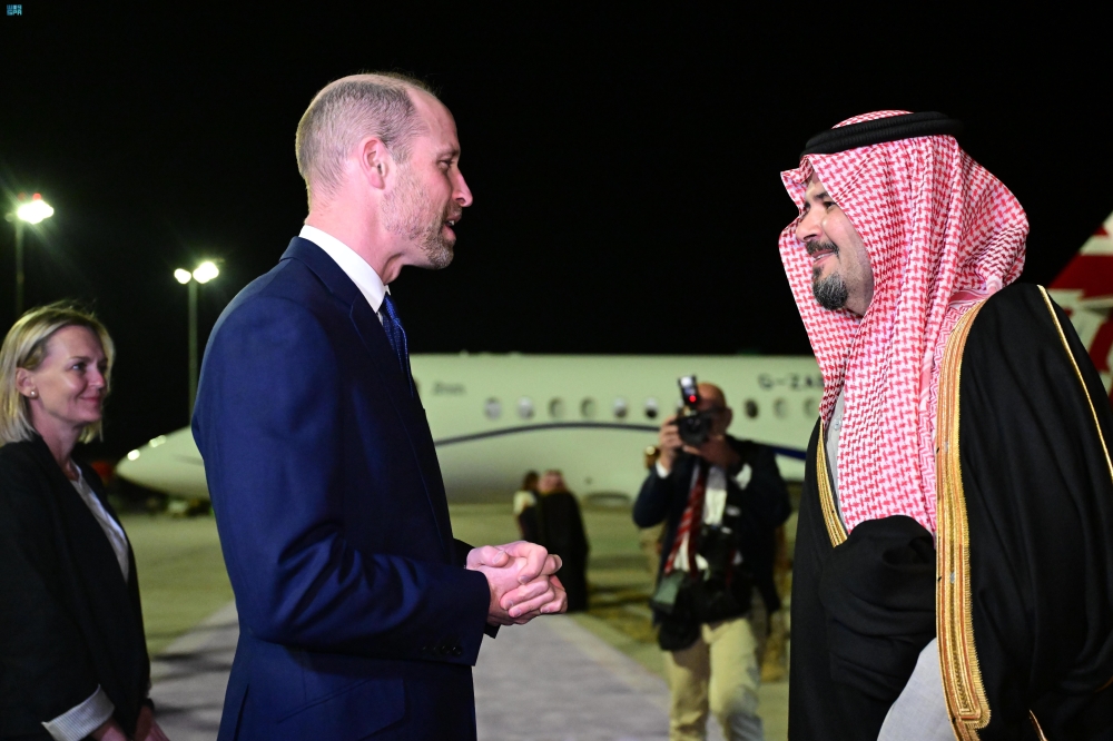 ولي عهد بريطانيا يصل إلى محافظة العلا