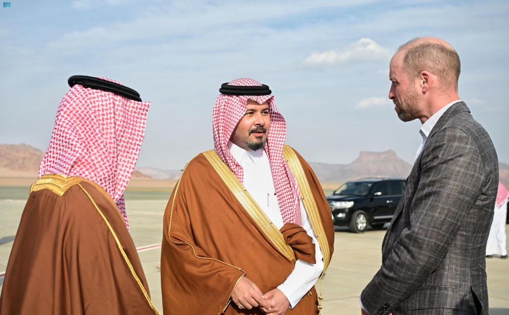 ولي عهد بريطانيا يغادر محافظة العلا