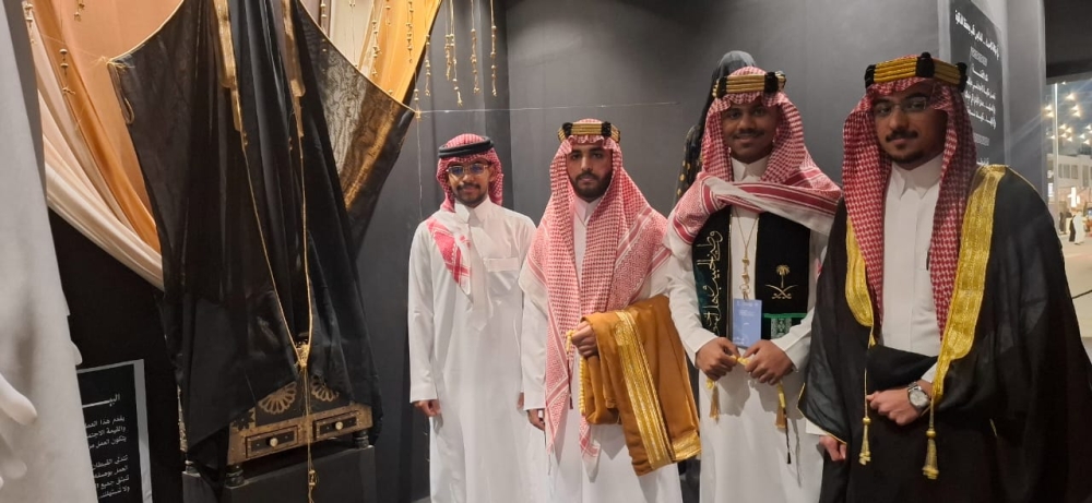البشت والنشل والبخنق.. متحف القيصرية يروي أمجاد يوم التأسيس - اليوم 