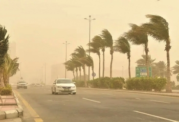 مصحوبة برياح نشطة.. "الأرصاد" يحذر من أتربة مثارة على منطقة الرياض