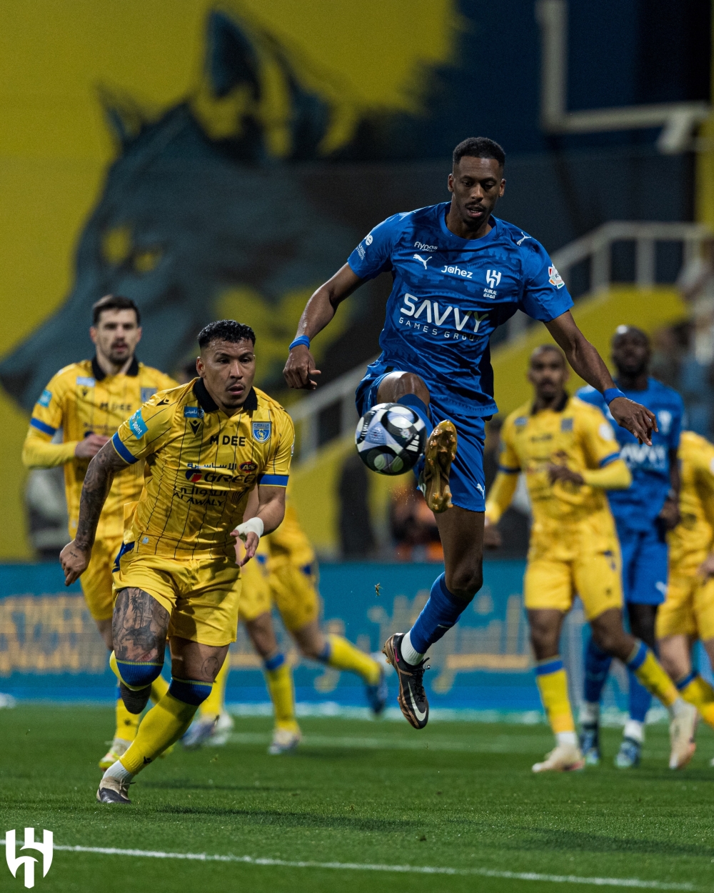 عاجل .. الهلال يواصل إهدار النقاط بتعادل أمام التعاون