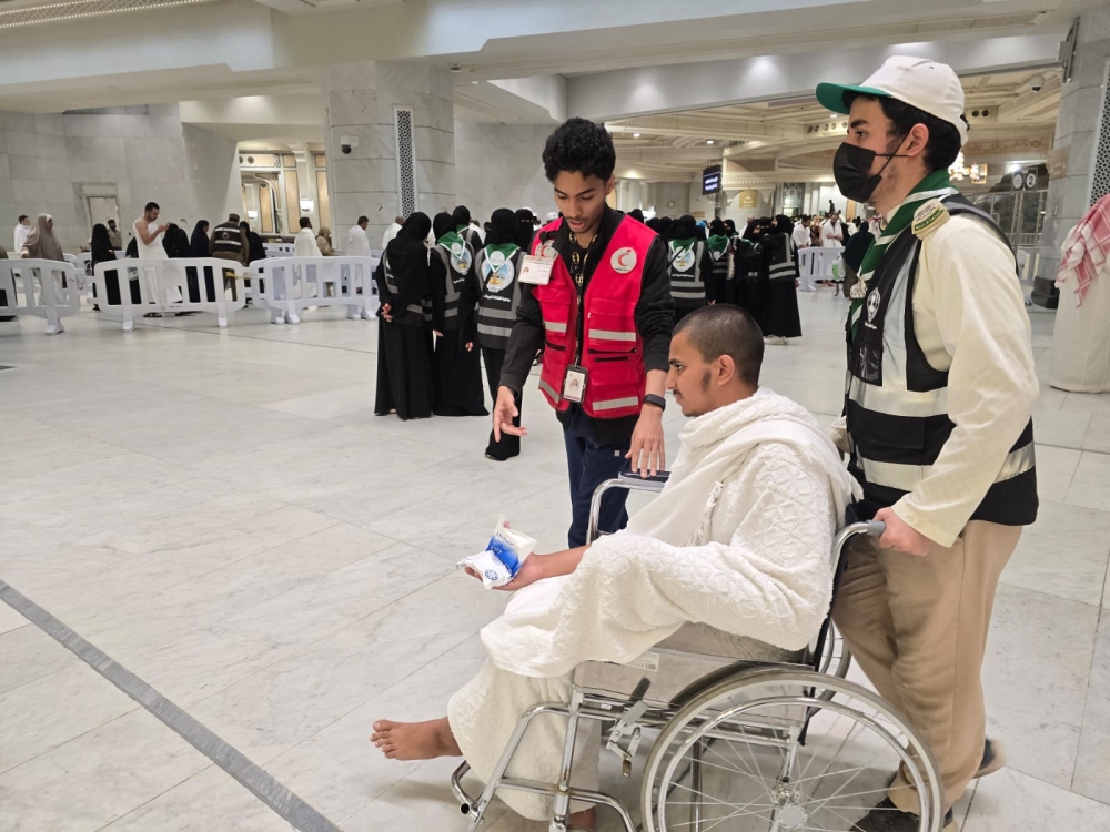 750 من «رسل السلام» يحيطون قاصدي الحرمين بالخدمات التطوعية