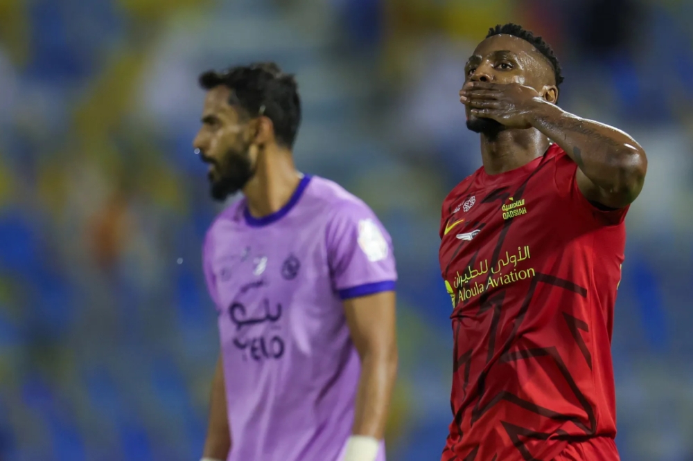 الخميس .. القادسية ضيف ثقيل على الخلود