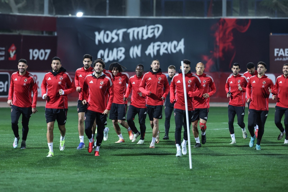 عاجل .. الاتحاد الأفريقي يعاقب الأهلي المصري .. ما القصة؟