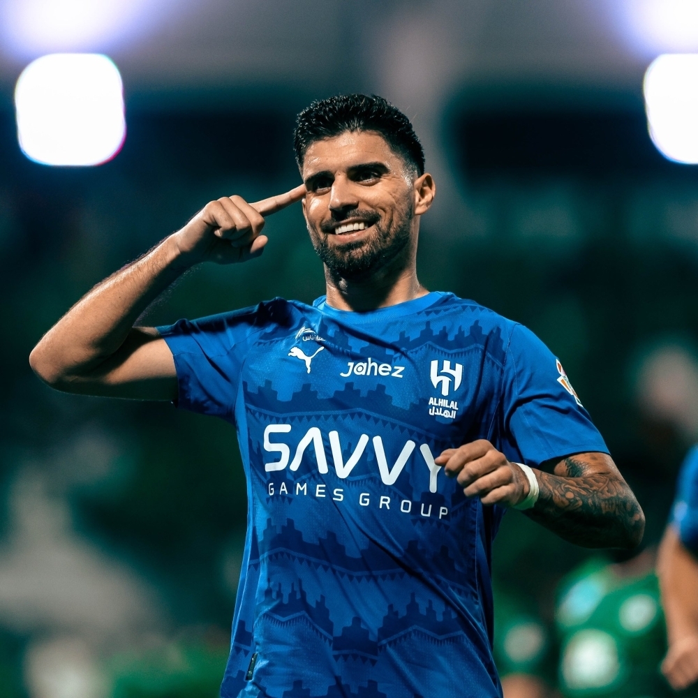 عاجل .. موقف روبن نيفيز من مباراة الهلال والفتح
