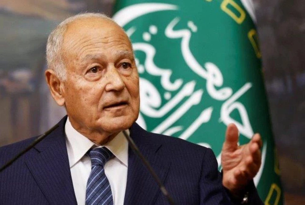 'عدوان ضد الشعوب'.. أبو الغيط يدين استهداف إيران أهداف حيوية بمنطقة الخليج