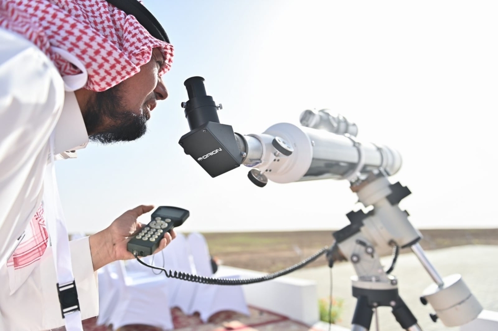 مرصد سدير يعلن التفاصيل العلمية لرؤية هلال العيد
