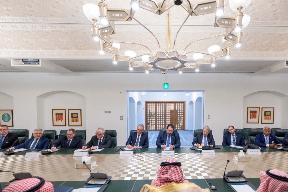  نائب وزير الخارجية يعقد اجتماعًا مع سفراء دول أمريكا الجنوبية 