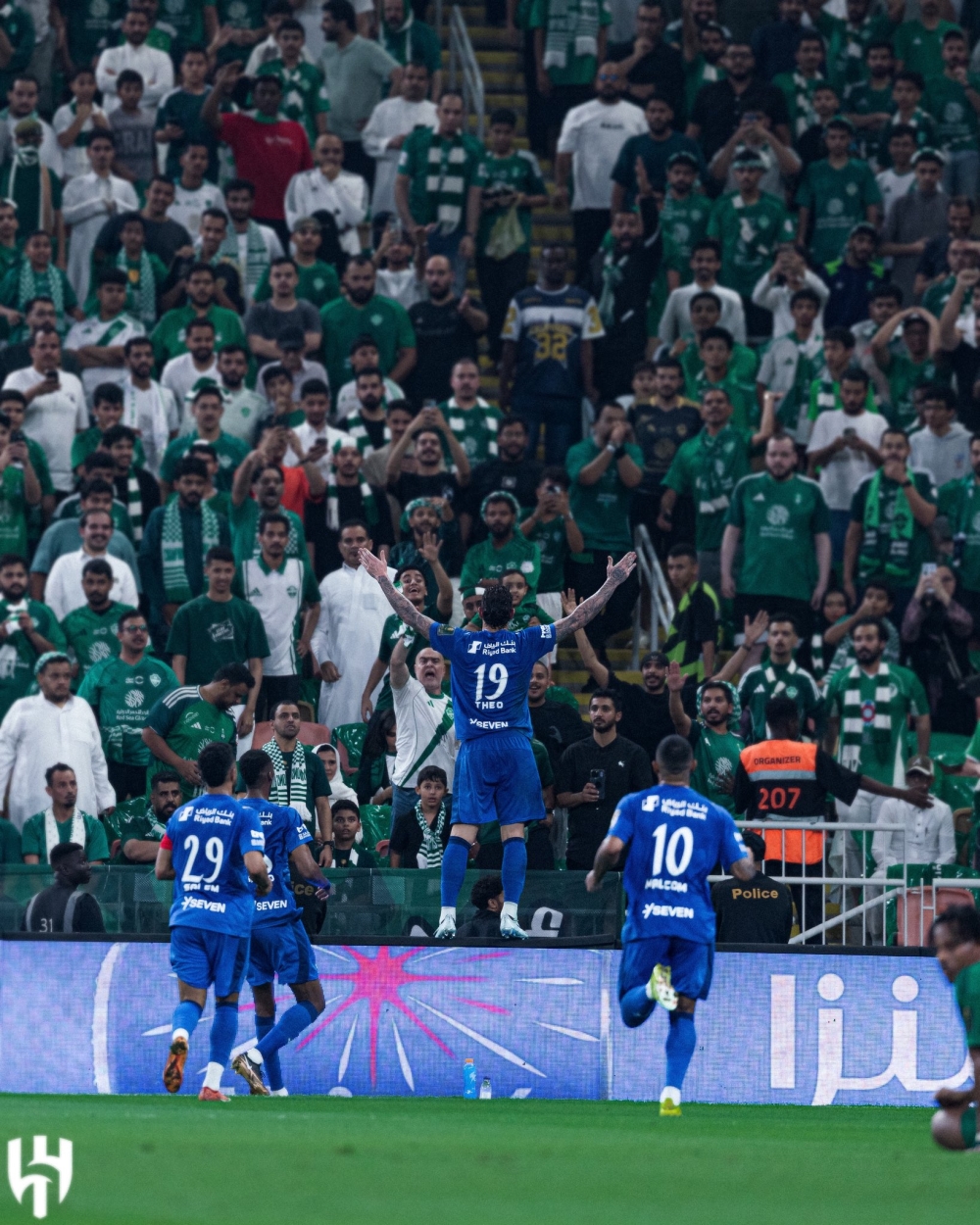 بالنتائج.. مشوار الهلال لنهائي أغلى الكؤوس
