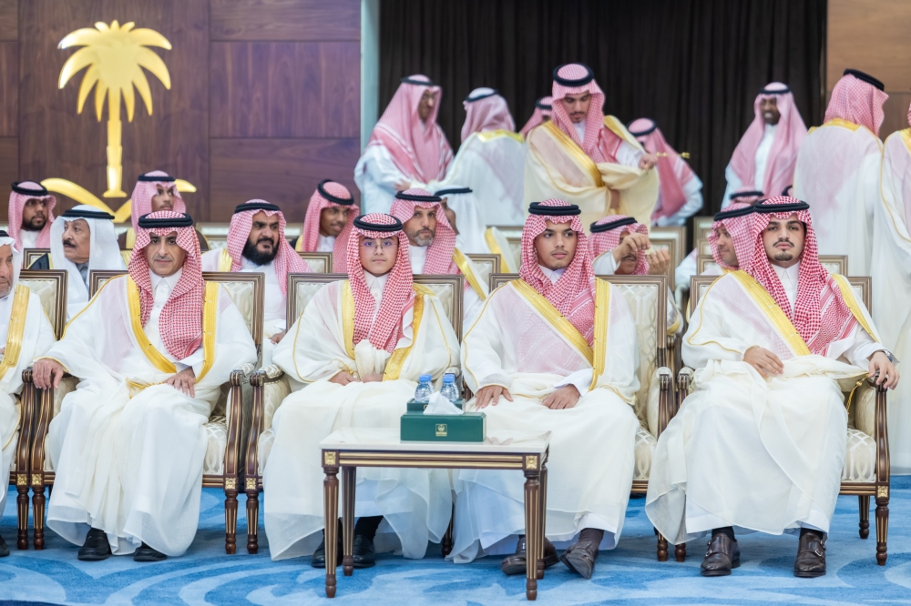 أمير الشرقية يستقبل أهالي المنطقة المهنئين بعيد الفطر المبارك - اليوم 