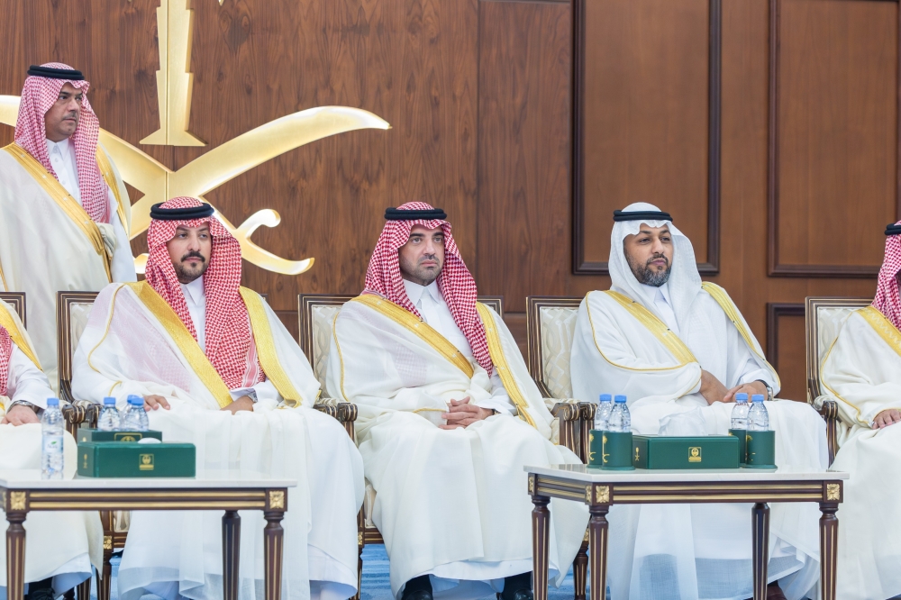 أمير الشرقية يستقبل أهالي المنطقة المهنئين بعيد الفطر المبارك - اليوم 