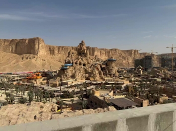 أكواريبيا مدينة القدية تبدأ التشغيل التجريبي لأكبر متنزه مائي في الشرق الأوسط