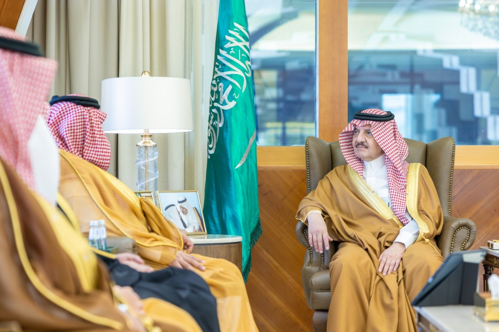 أمير الشرقية يستقبل رئيس وأعضاء جمعية بنك الطعام السعودي “إطعام”
