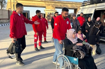 ميناء رفح يستقبل دفعة من الفلسطينيين العائدين إلى قطاع غزة - وكالات