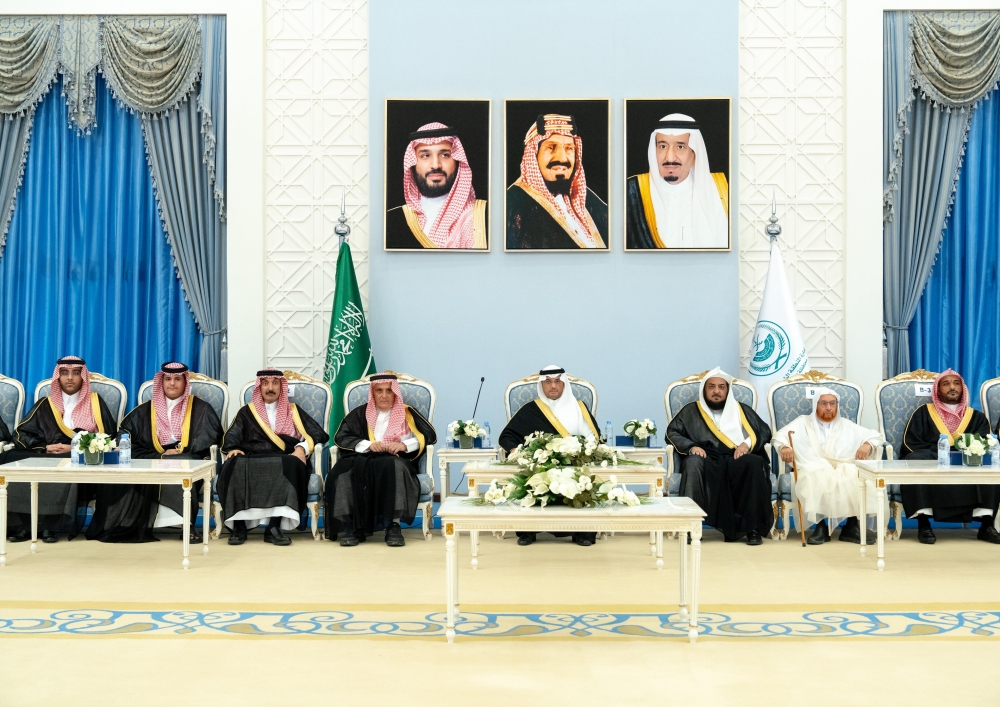 محافظ الأحساء يستقبل قيادات التعليم ويكرّم الفائزين بالجوائز المحلية والدولية
