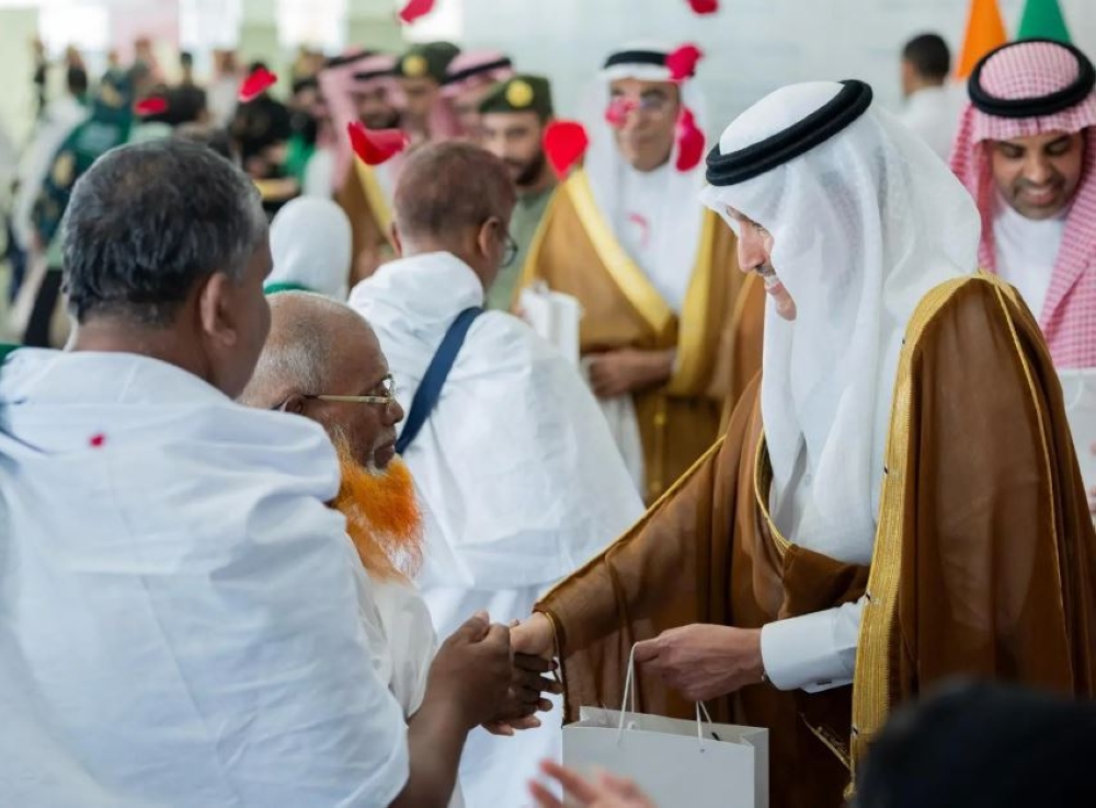 وزير النقل يستقبل أولى رحلات الحجاج عبر مبادرة 