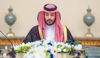 سمو ولي العهد يرأس جلسة مجلس الوزراء في جدة - واس 