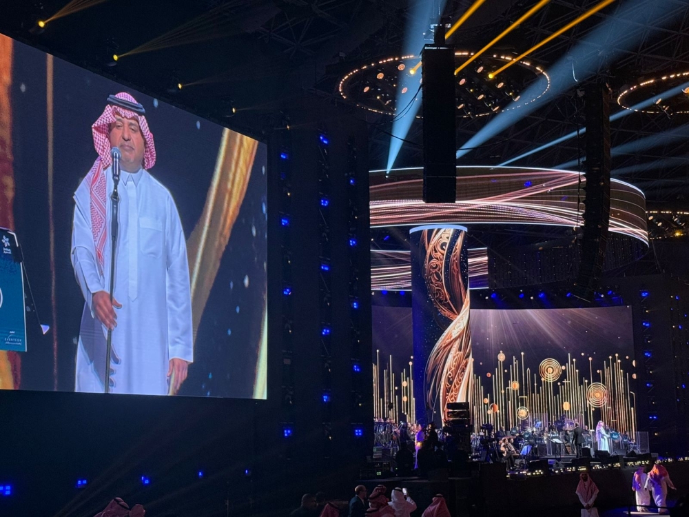 بأغنية «يا ناسينا».. السندباد راشد الماجد يفتتح أولى وصلاته الغنائية في جدة سوبر دوم - اليوم 
