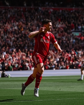 ليفربول يقتنص المركز الرابع بعد سقوط أستون فيلا - ليفربول الدوري الإنجليزي