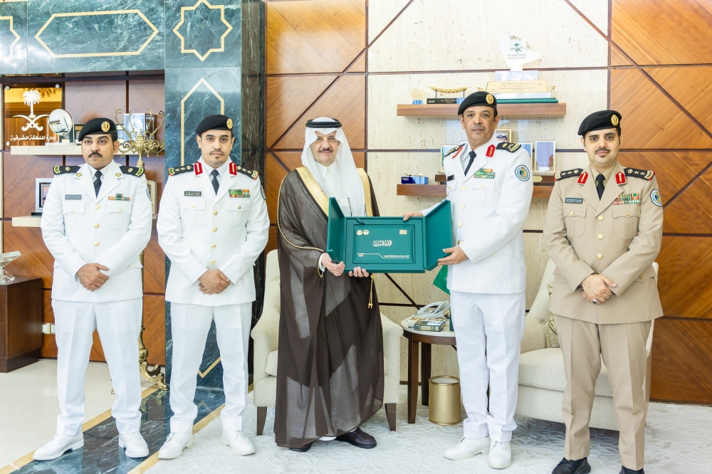 أمير الشرقية يستقبل قائد حرس الحدود بالمنطقة ويثمن جهودهم