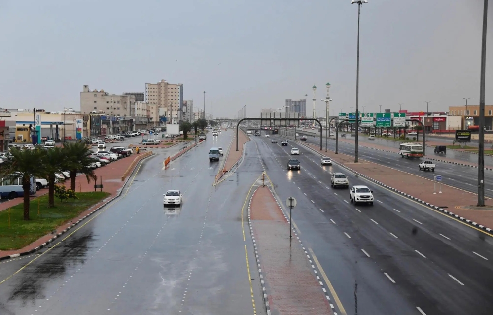 "الوطني للأرصاد": أمطار خفيفة على حائل وغزيرة في عسير 